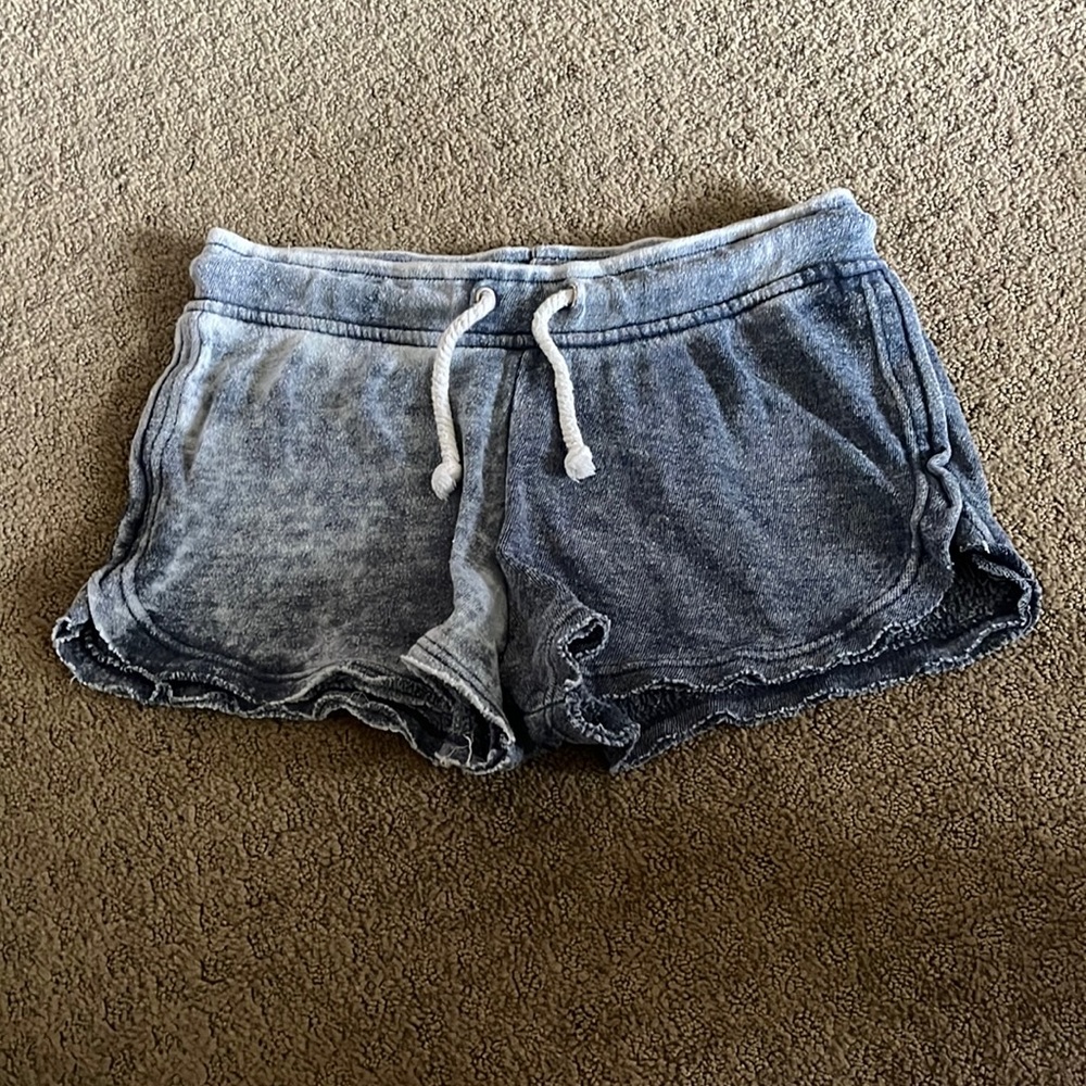 Women’s comfy shorts size medium